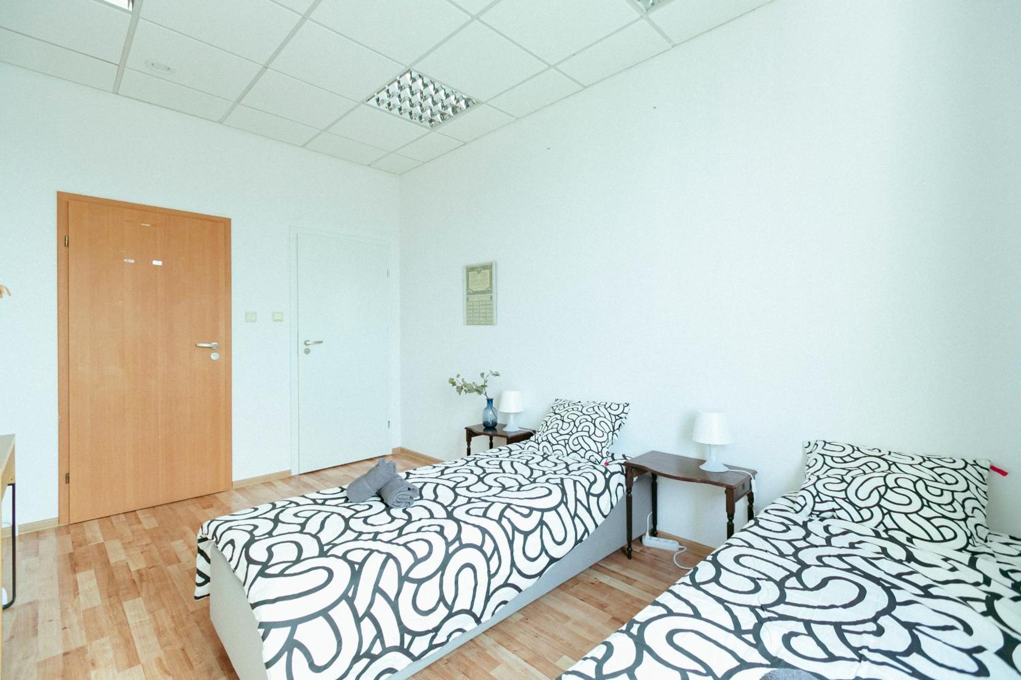 Hostel Metro Kabaty وارسو المظهر الخارجي الصورة
