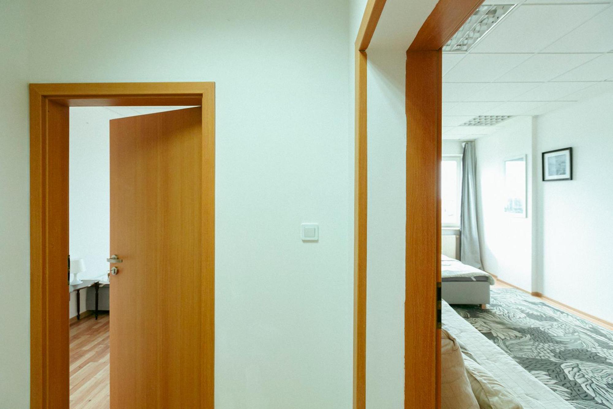 Hostel Metro Kabaty وارسو المظهر الخارجي الصورة