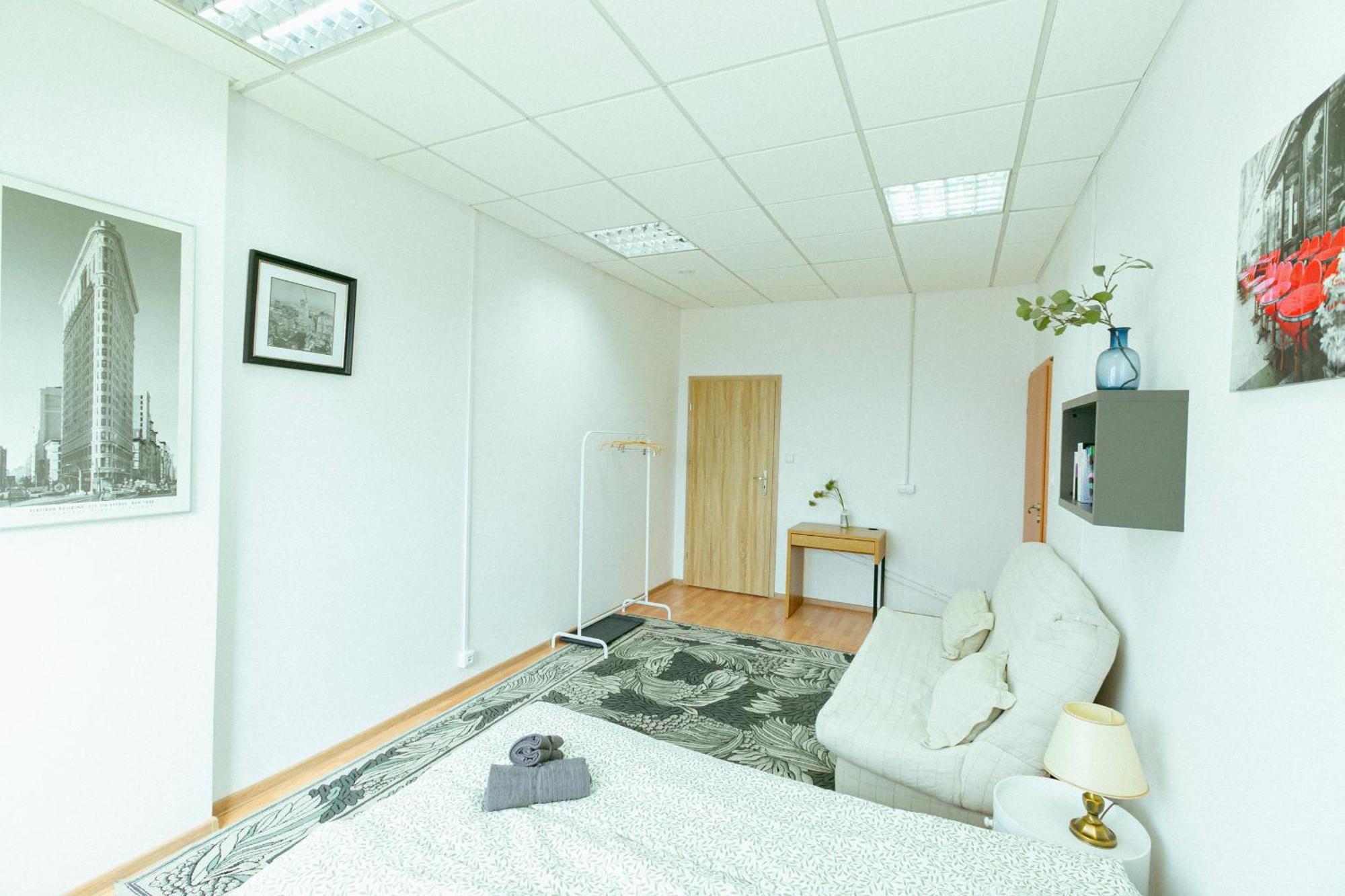 Hostel Metro Kabaty وارسو المظهر الخارجي الصورة