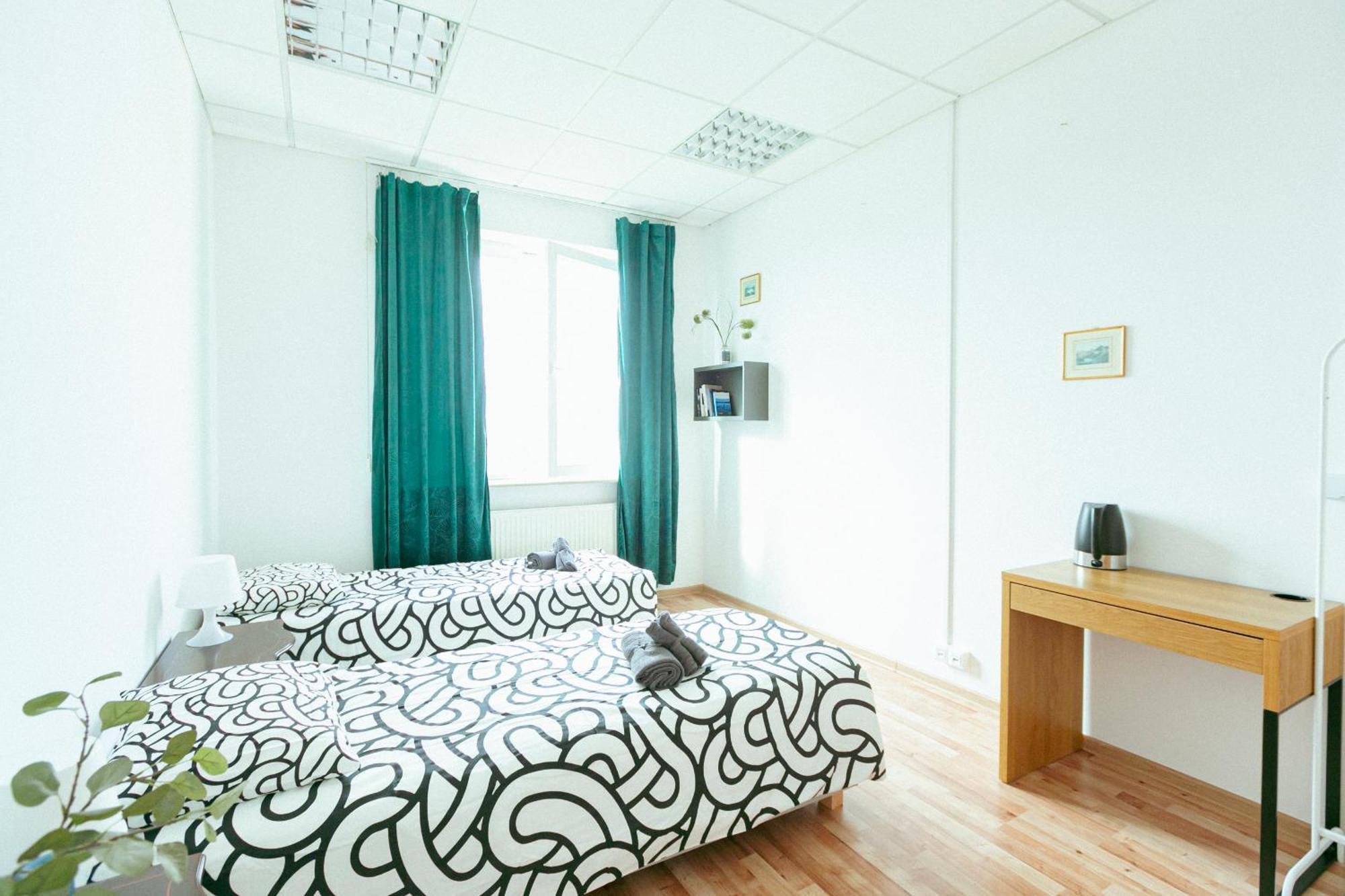 Hostel Metro Kabaty وارسو المظهر الخارجي الصورة