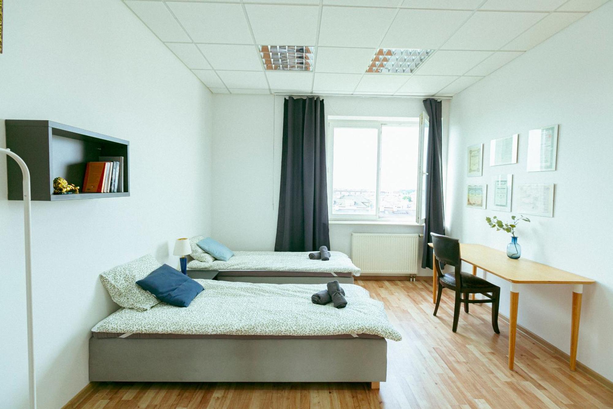Hostel Metro Kabaty وارسو المظهر الخارجي الصورة
