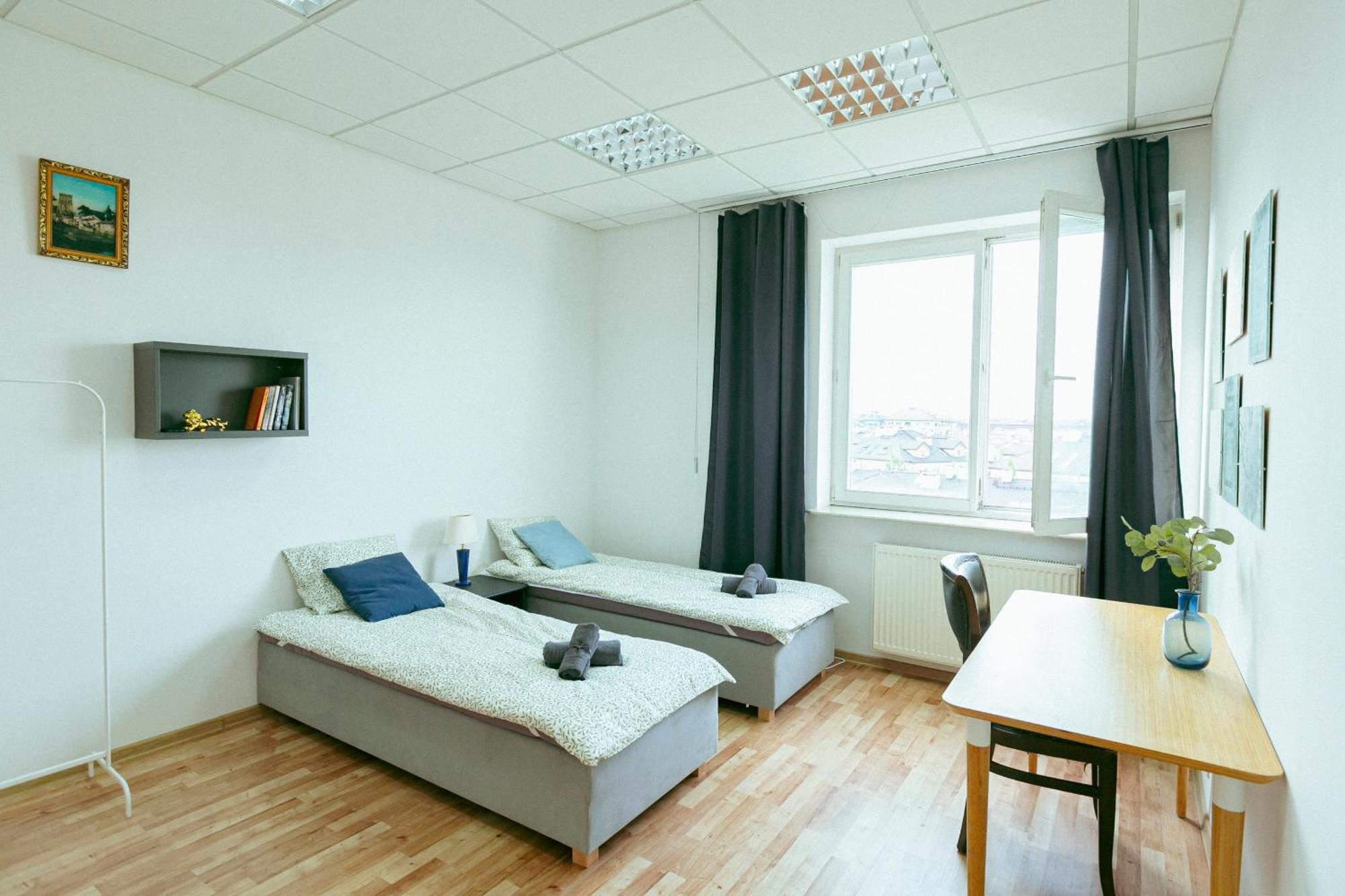 Hostel Metro Kabaty وارسو المظهر الخارجي الصورة