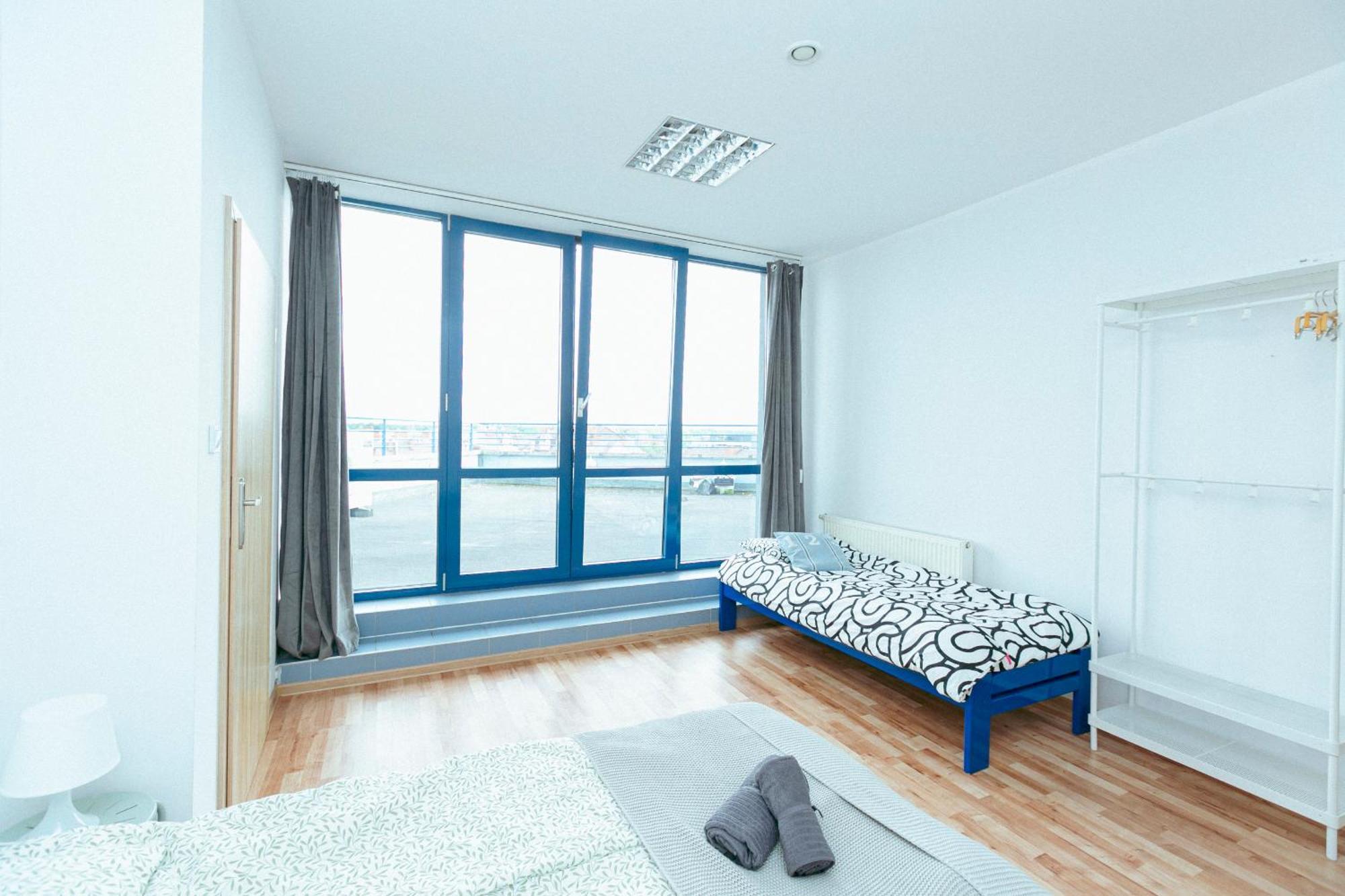 Hostel Metro Kabaty وارسو المظهر الخارجي الصورة