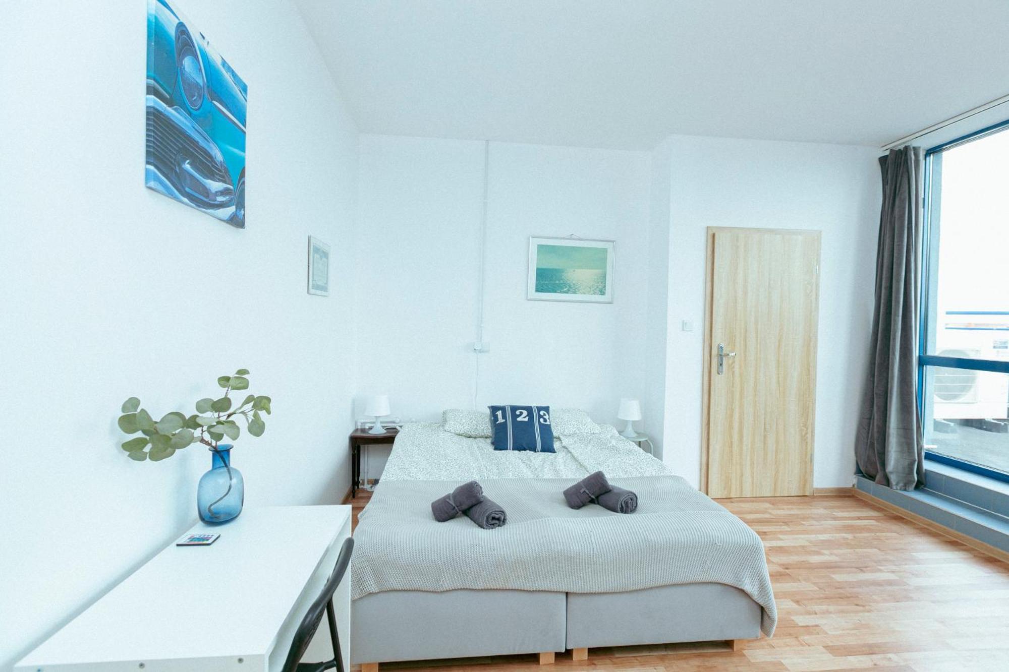 Hostel Metro Kabaty وارسو المظهر الخارجي الصورة